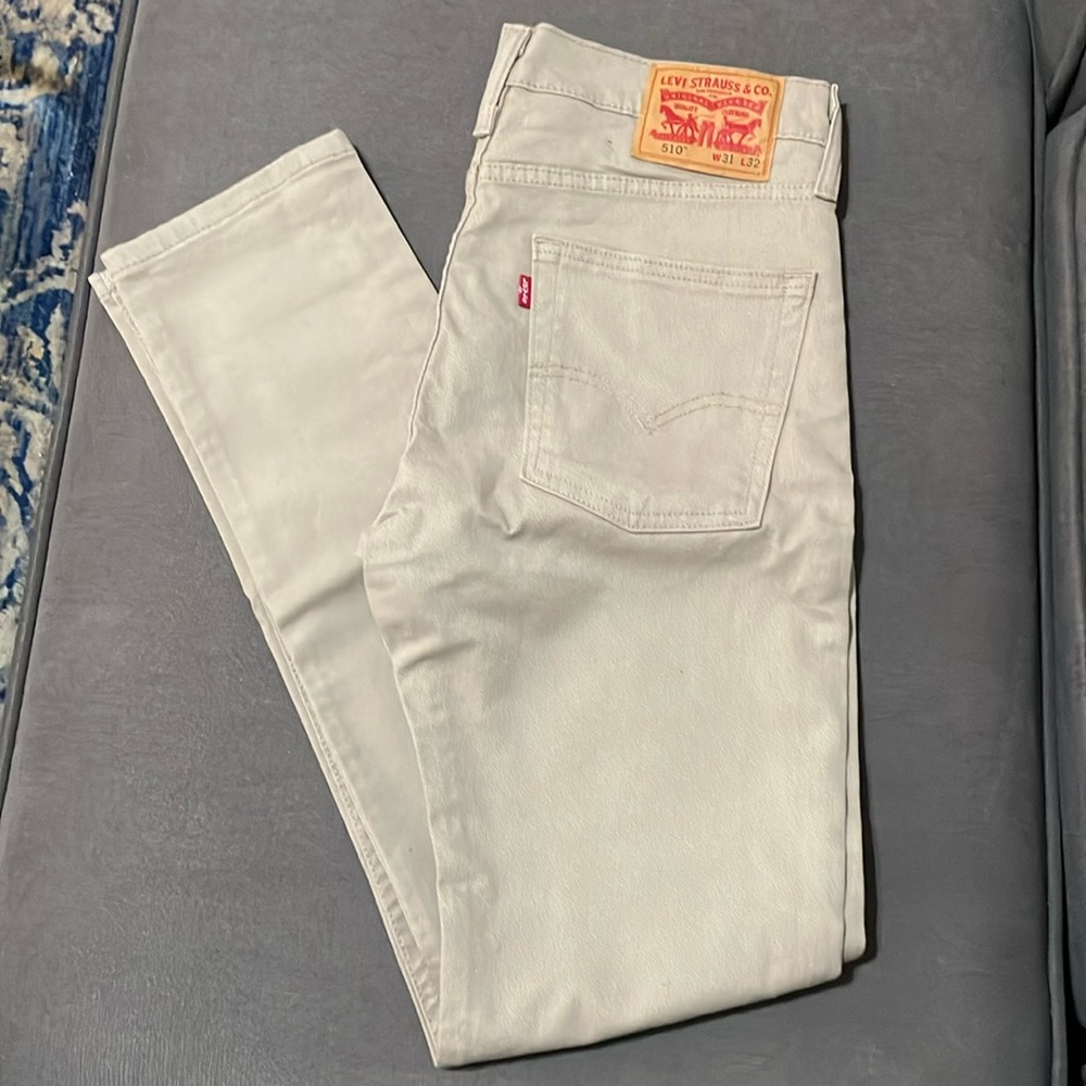 Levi  jeans